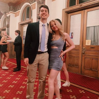 Kelly Grace Richardson along with her highschool friend. 